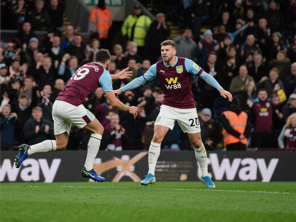 【中超】特谢拉与路易斯携手破门 申花2-0完胜三镇